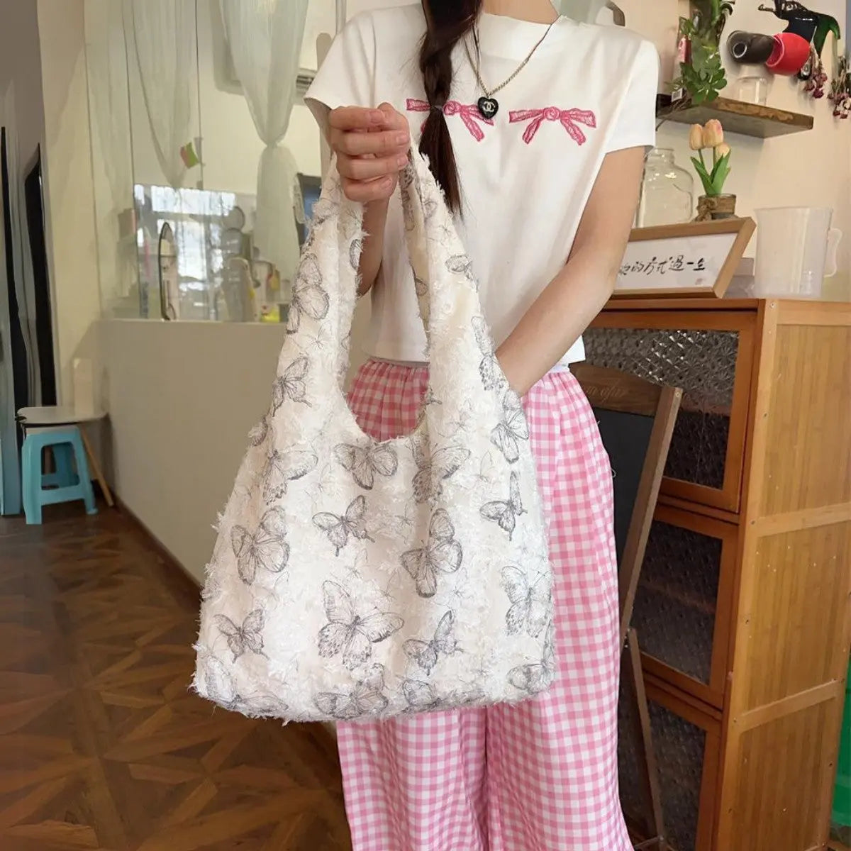 Lace Butterfly Bindle Bag - 3 Colors ChicChoi