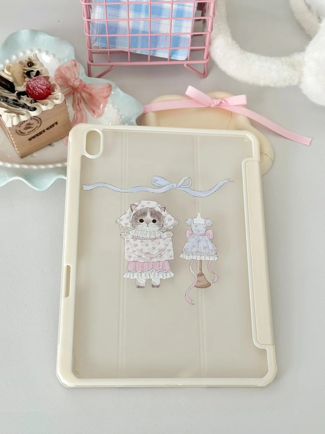 Original Design Cat Tailor Shop Three-Folding iPad Case