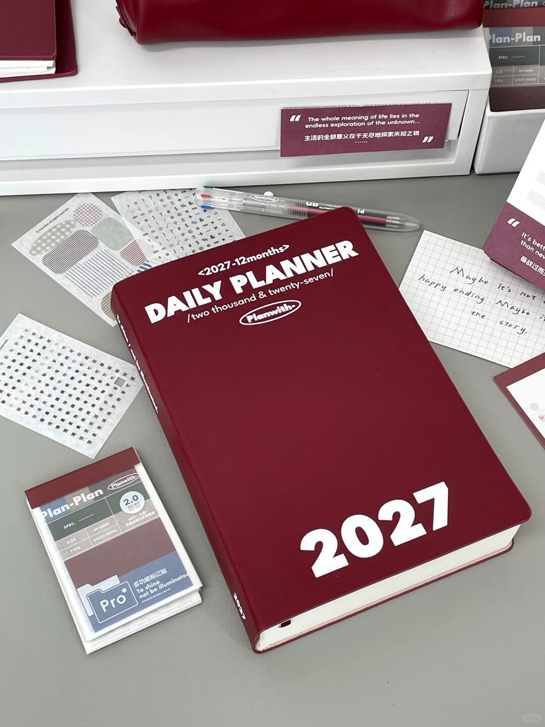 2027 Resolution Planner Gift Set in Bordeaux