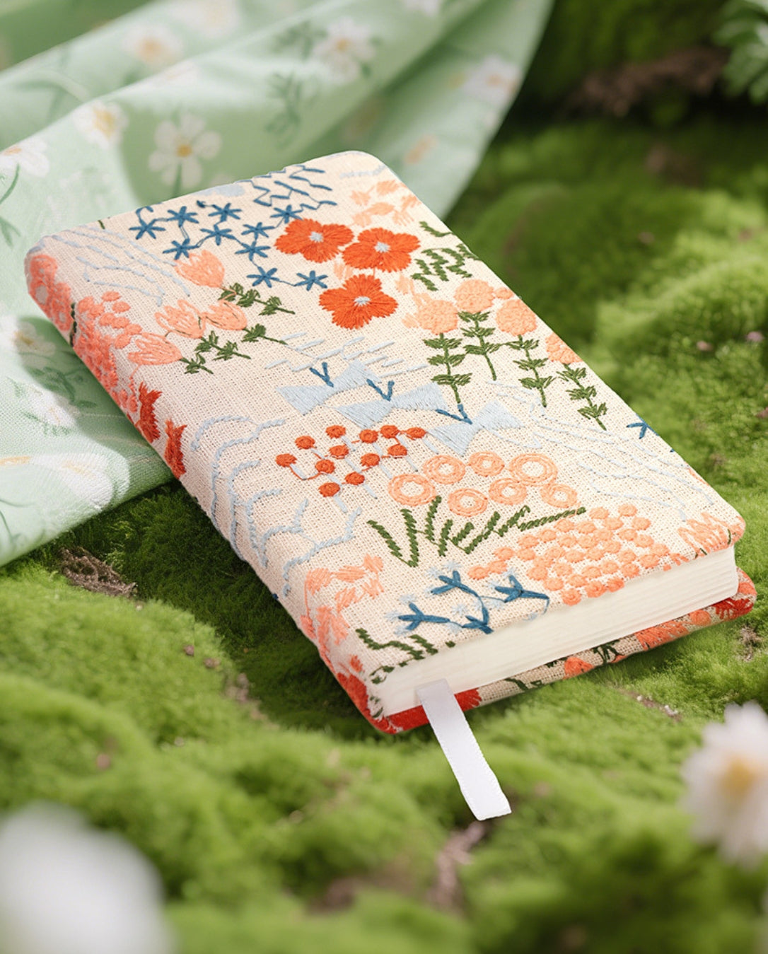 Spring Pulse A6 Floral Embroidered Handheld Notebook
