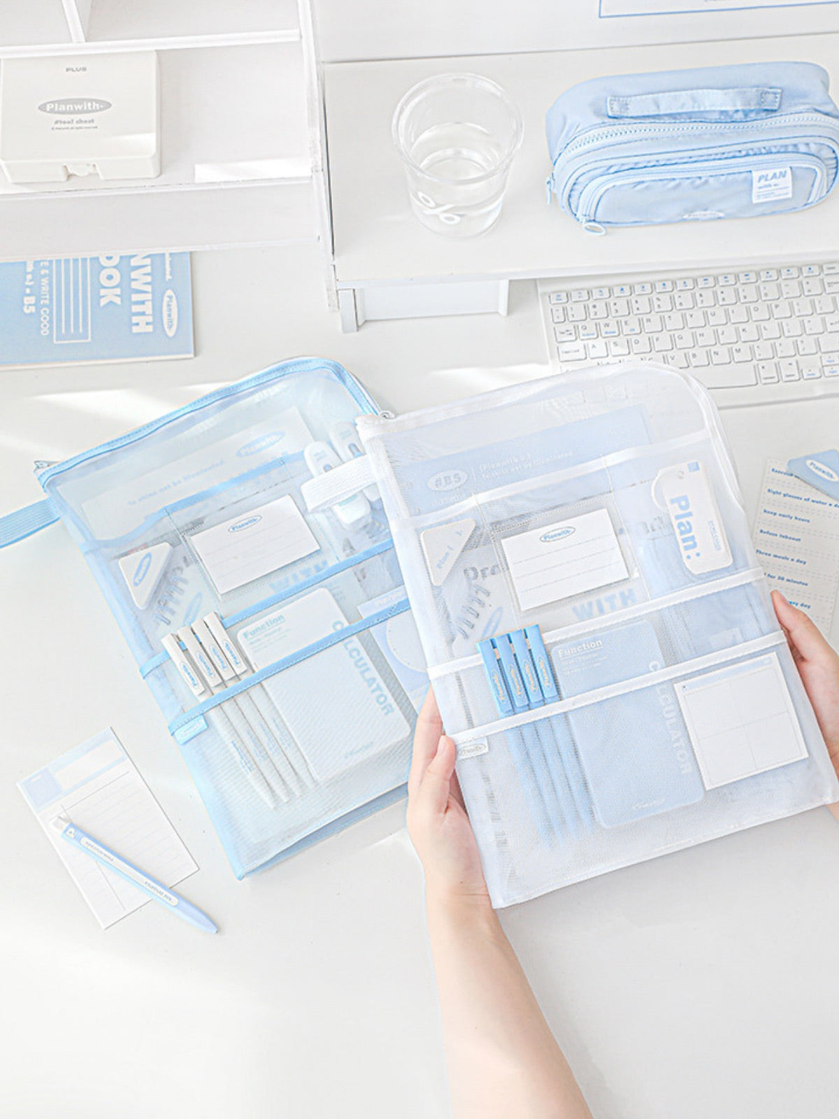 Classify A4 Mesh Multi-Compartment File Bag