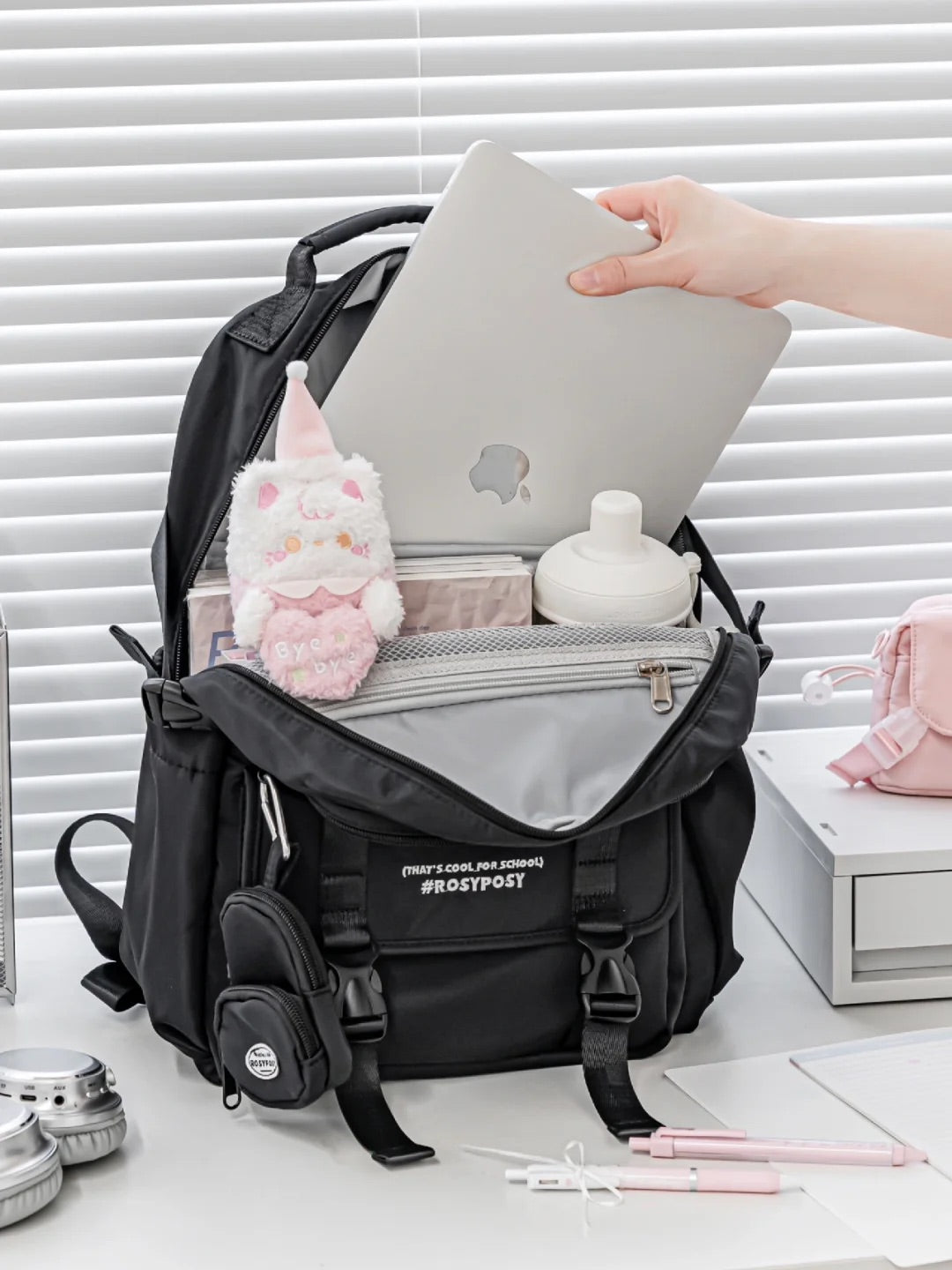 Cream-Style Large Capacity Schoolbag with A Window