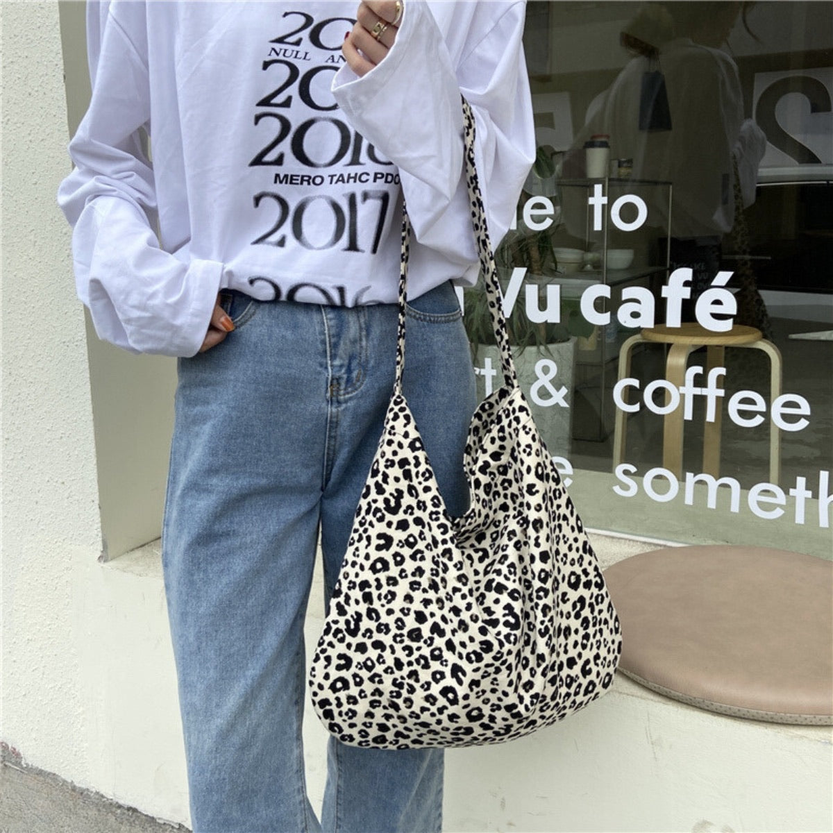 Bold Leopard Print Canvas Bag Large Capacity - 4 Colors