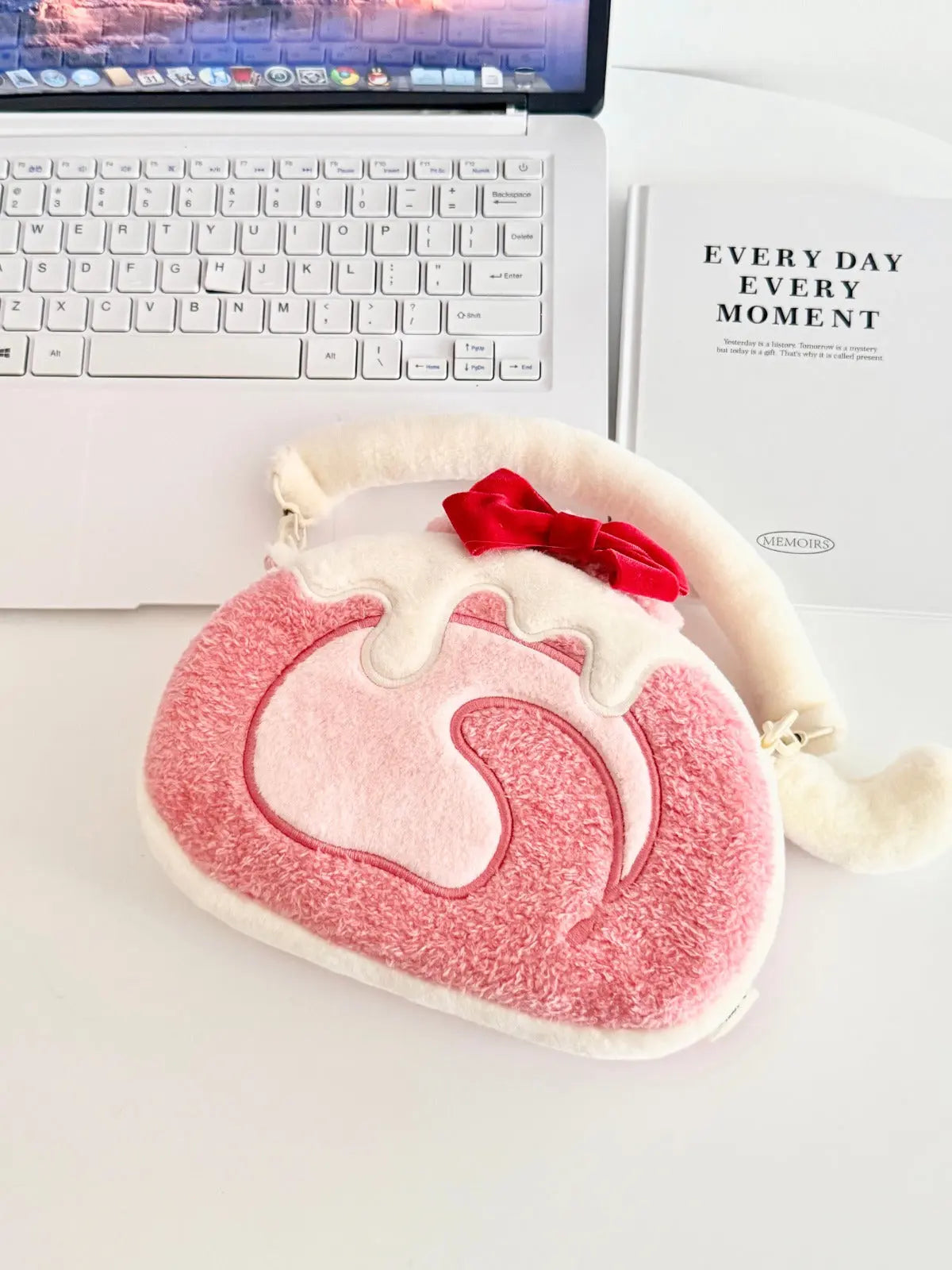 Original Plush Creamy Kitty Cake Rolls Handbag - ChicChoi