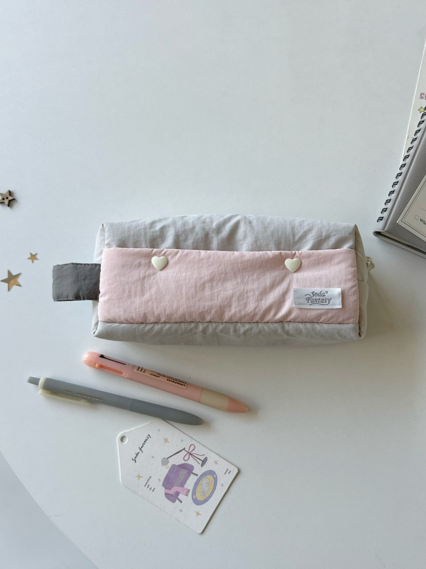 Mousse Cloud Pencil Case – Soft & Spacious Handheld Pouch