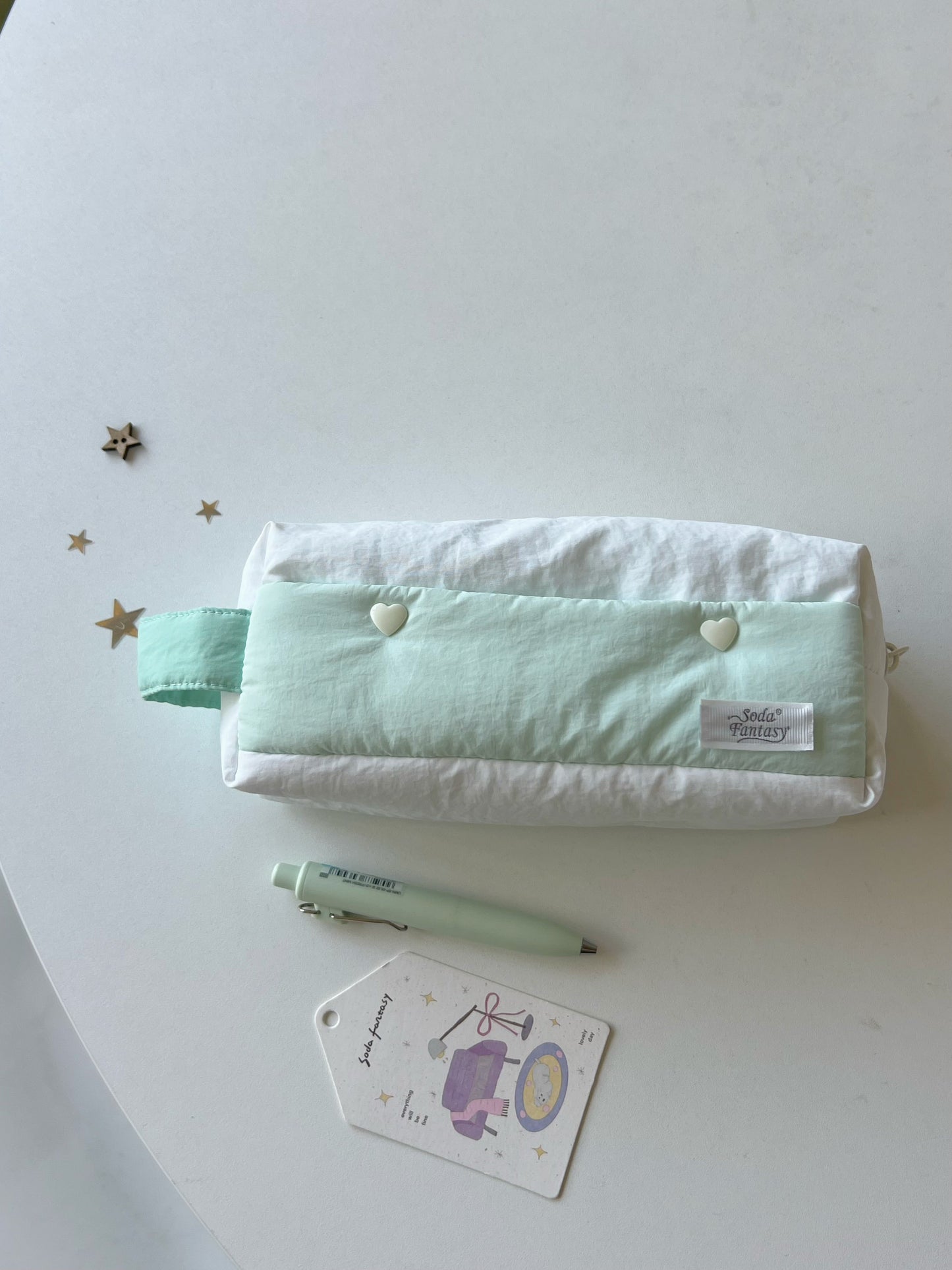 Mousse Cloud Pencil Case – Soft & Spacious Handheld Pouch