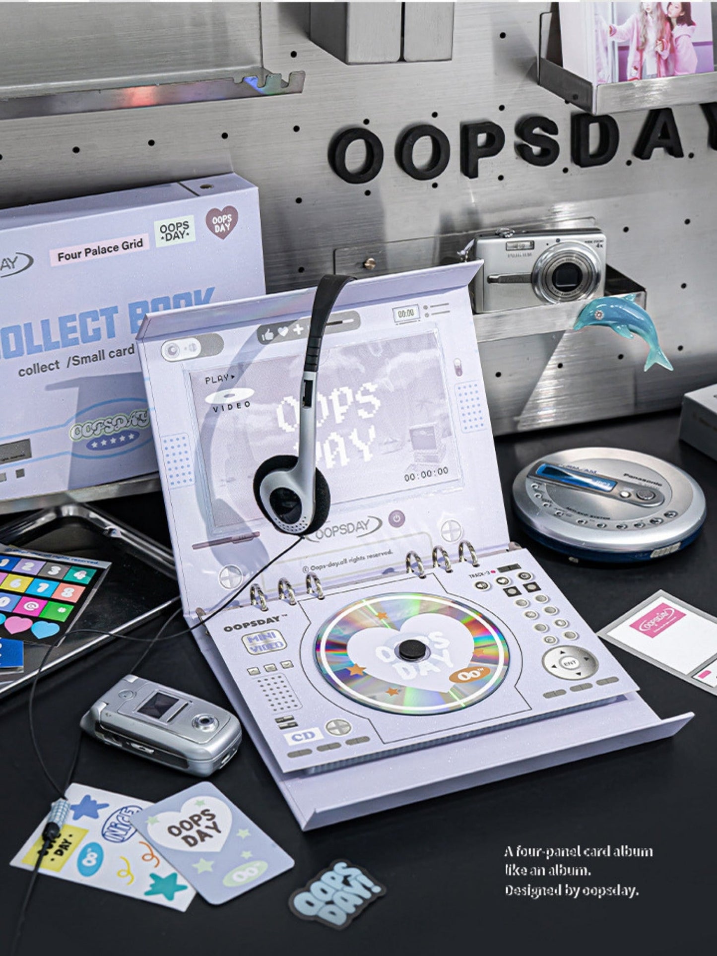 OOPSDAY Retro Style 4-Pocket Card Binder